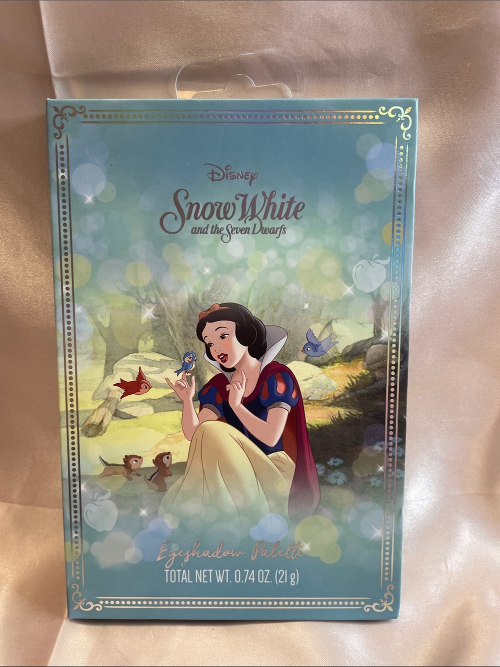 Disney Snow White Eyeshadow Palette - NEW